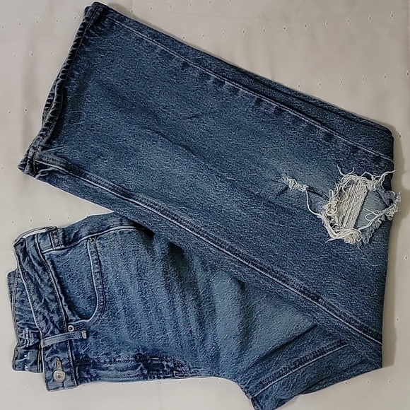 Women's Old Navy Sky-Hi Wide Leg Jeans, Washed Blue, Size 6 Petite, Pre-Owned - Picture 1 of 10